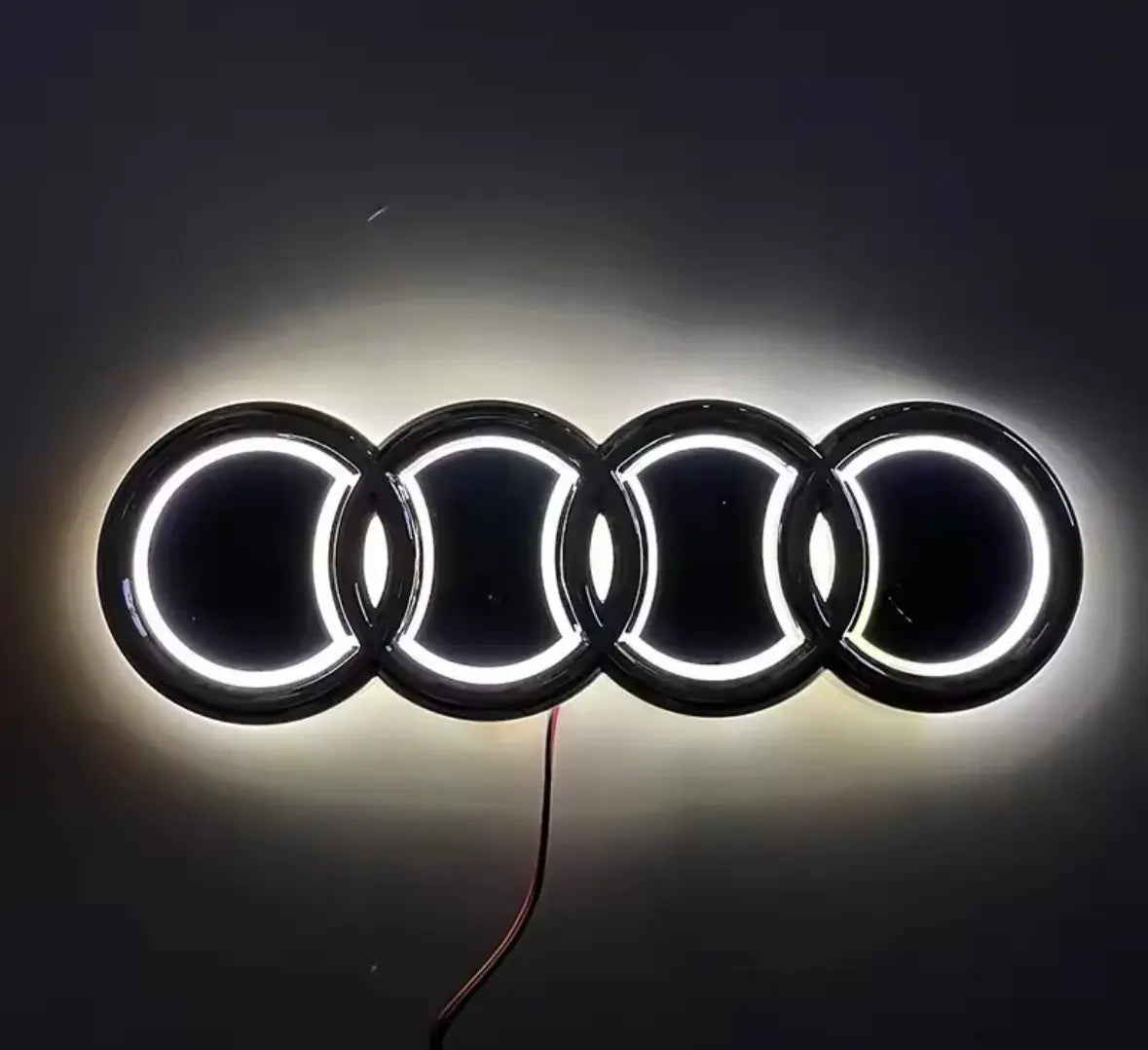 Emblema LED de Audi para el frontal, varios colores A3 A4 A5 A6 A7